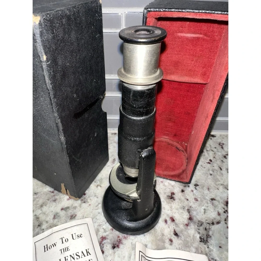 WOLLENSAK ROCHESTER 100 POWER ROUND-FOOTED COMPOUND MICROSCOPE‎ (c. 1927-8)